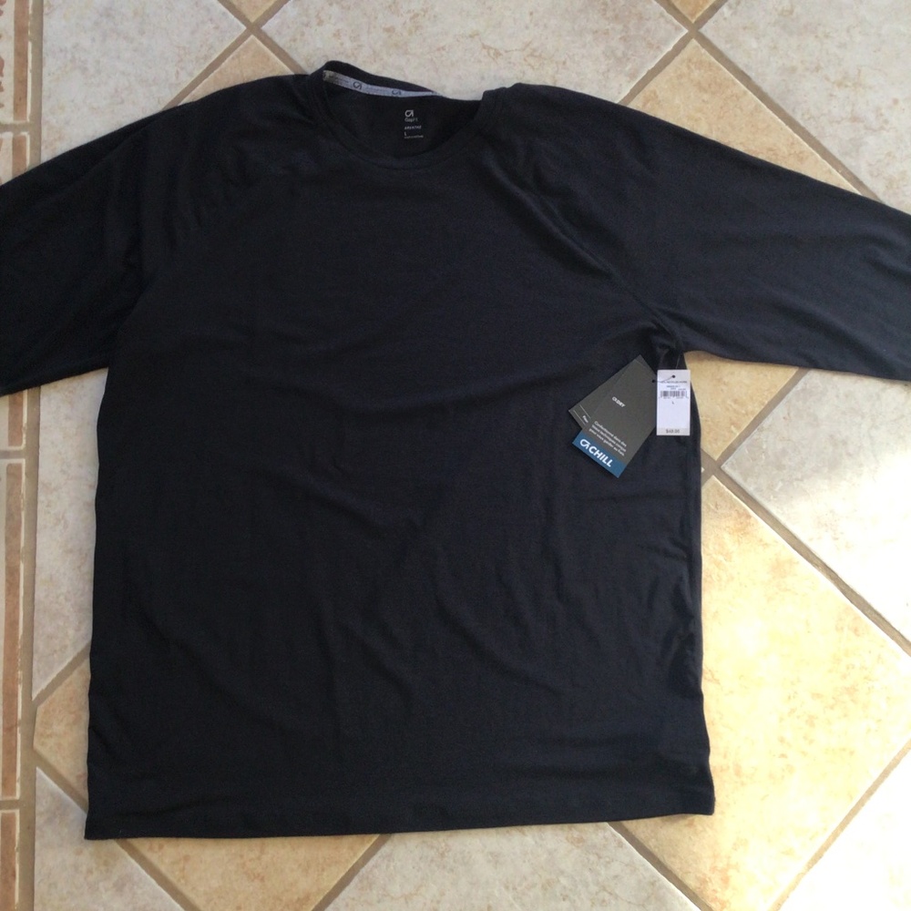 Gap chill shirt